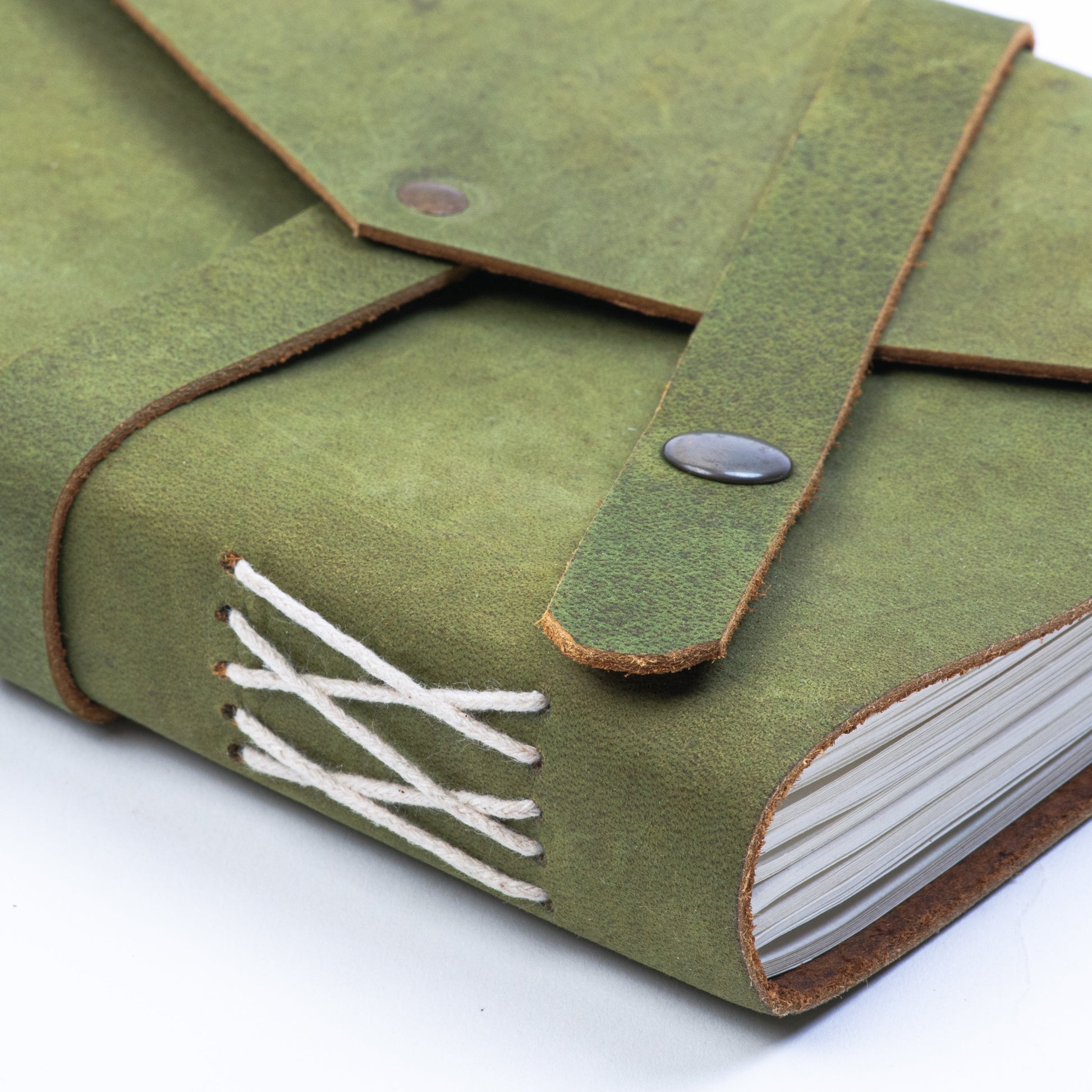 Vintage Leather Journal Diary with Belt-2