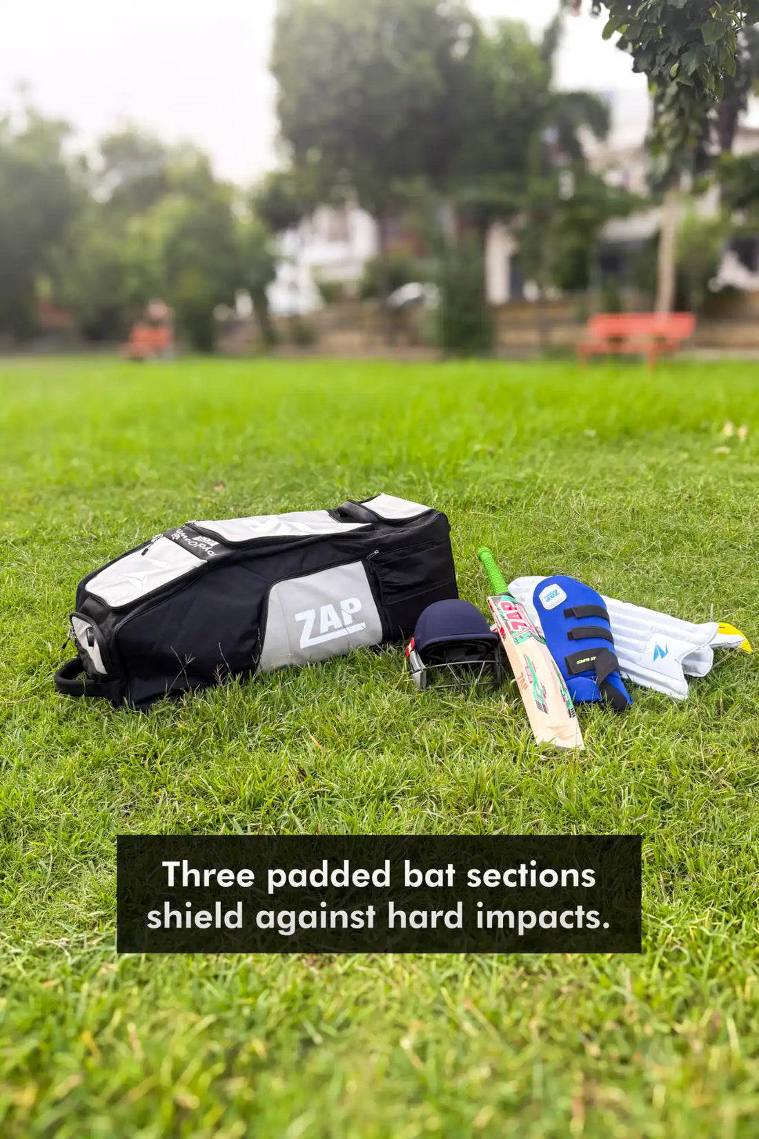 ZAP Royal Crown Icon Wheelie Kit Bag-0